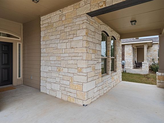 3rd image of 705 Schefer St