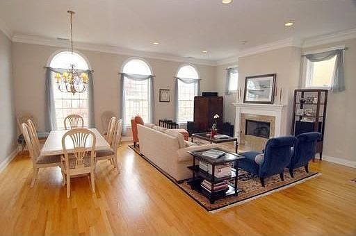 2nd image of 535 W Eugenie St #2