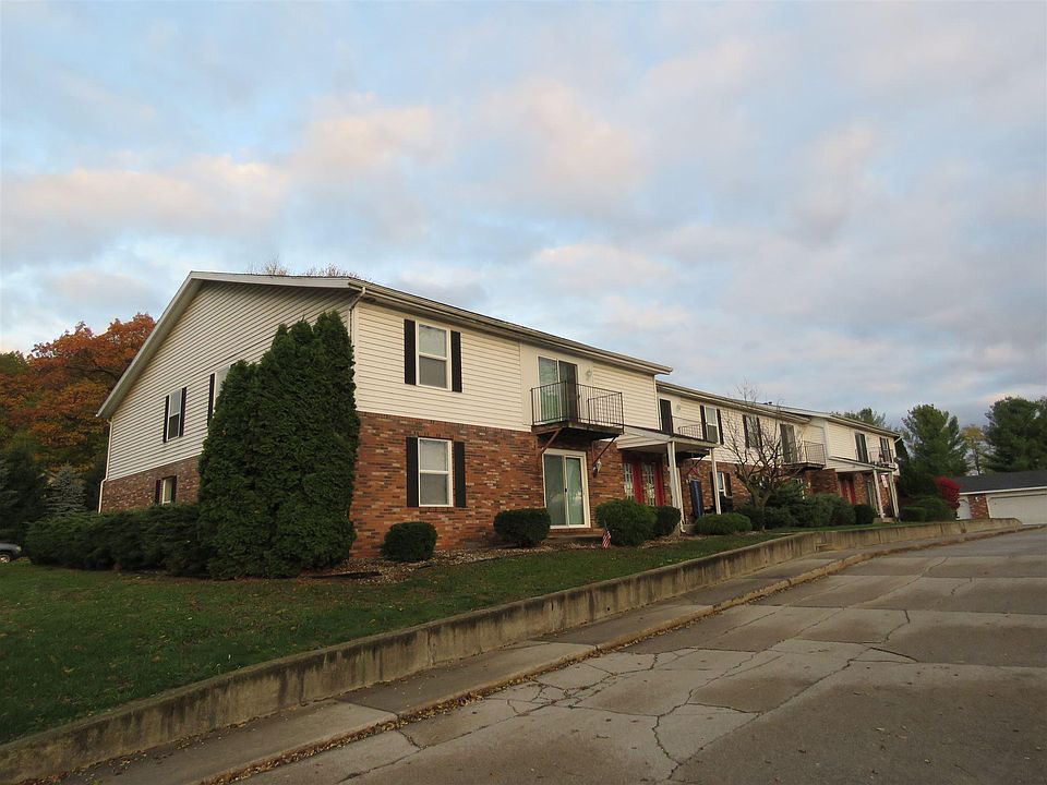 2nd image of 412 Crystal Valley Dr