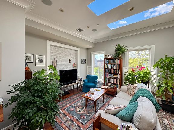 2nd image of 531 Garden St APT 4