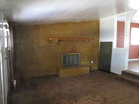 2nd image of 1325 W 19th St