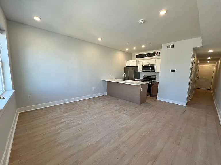 4140 W Girard Ave — Photo 20