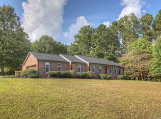 606 Pineview Lakes Rd, Chester, SC 29706