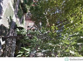 1319 Temple Pl, Saint Louis, MO 63112
