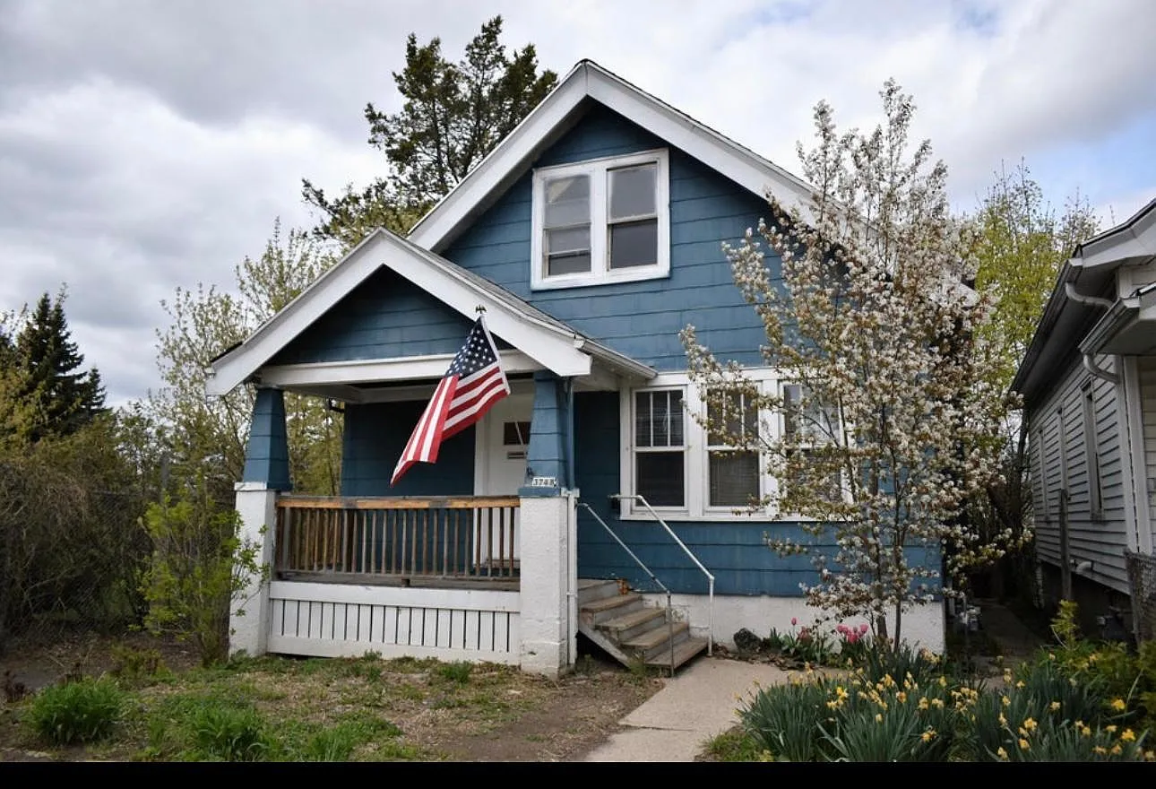 3748 W Kilbourn Ave photo 1