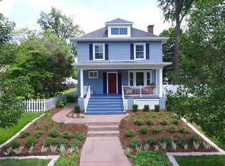 1609 W Columbia Ter, Peoria, IL
