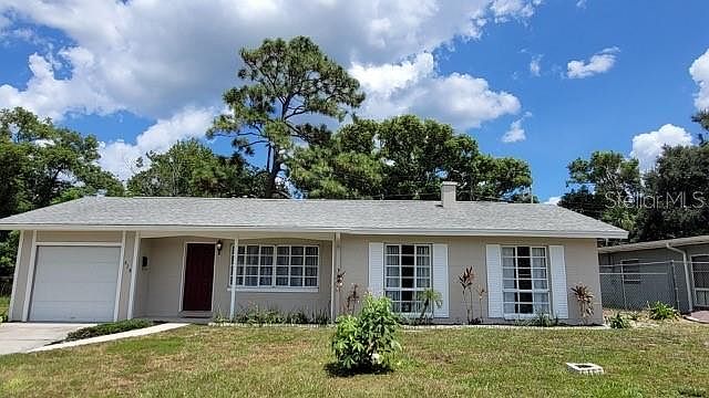 1st image of 828 CARNATION DRIVE