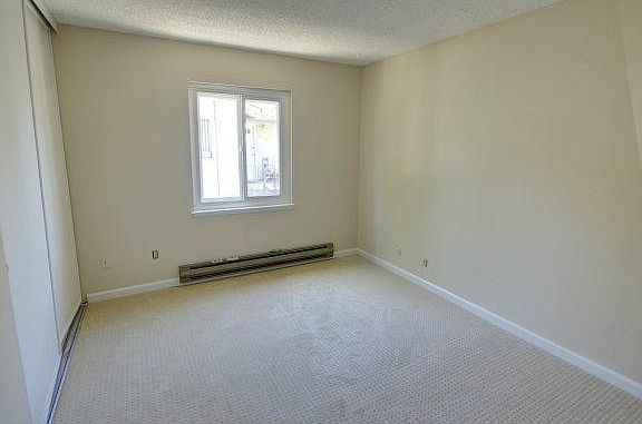 5th image of 213 Arriba Dr #1