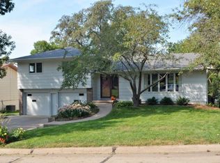 3309 Lindenwood St, Sioux City, IA 51104