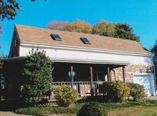 52 Summit St, New Bedford, MA 02740