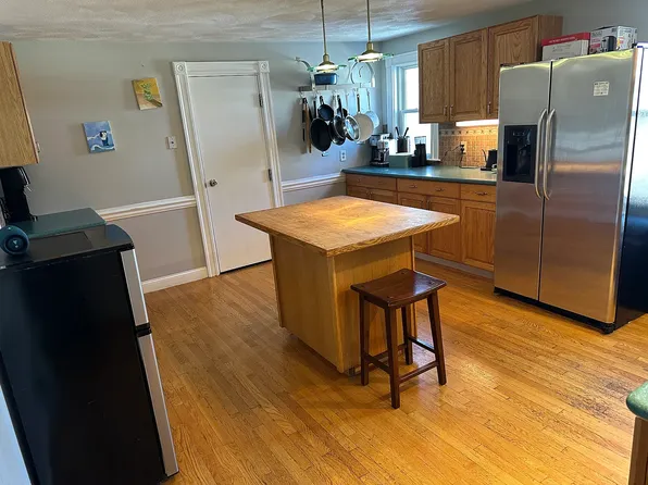 123 Faneuil St #2, Brighton, MA 02135