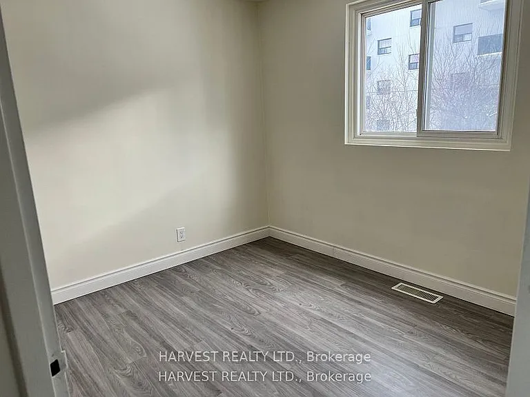 337 Frontenac Ave — Photo 8