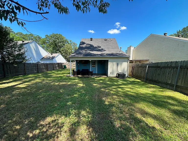 133 Sonoma Cir — Photo 6