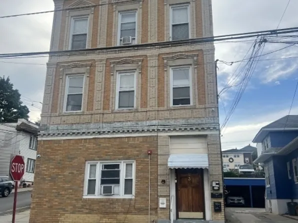 83 Westminster Pl, Garfield City, NJ 07026