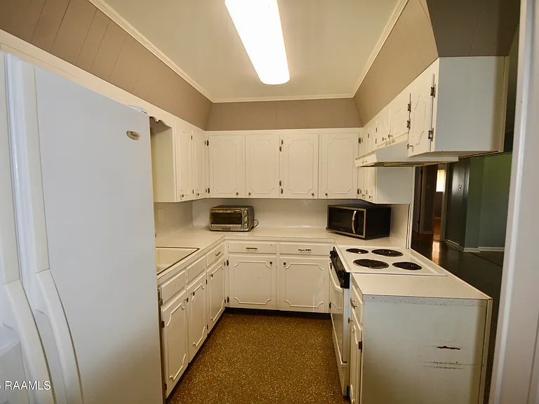 101 Boxwood Dr — Photo 10