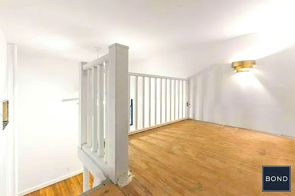 Rented by Bond New York | media 24