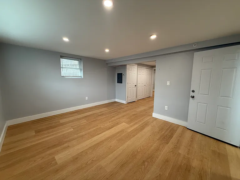 896 Broadway #1 — Photo 2