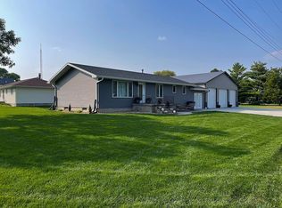 608 Lincoln Ave, Creighton, NE 68729
