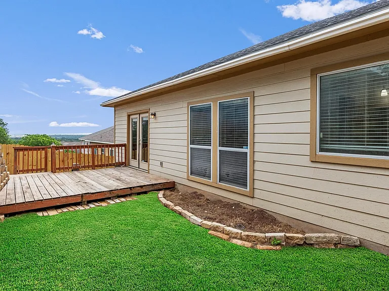 6730 Nora Vista Way — Photo 16