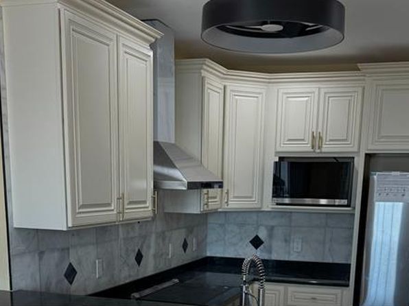 29 Fessenden St Floor 3