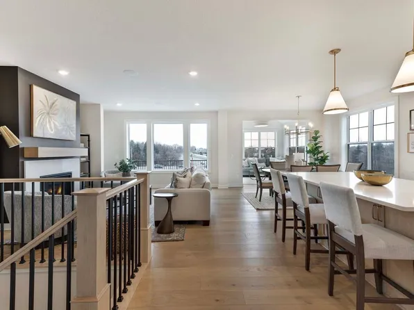 12459 Drayton Trl, Apple Valley, MN 55124