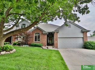2330 N 133rd Cir, Omaha, NE 68164
