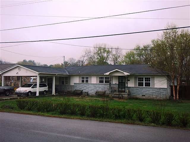 1st image of 120 Gale Dr NW