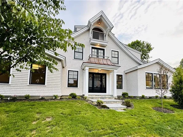 166 Ruggles Ave, Newport, RI 02840