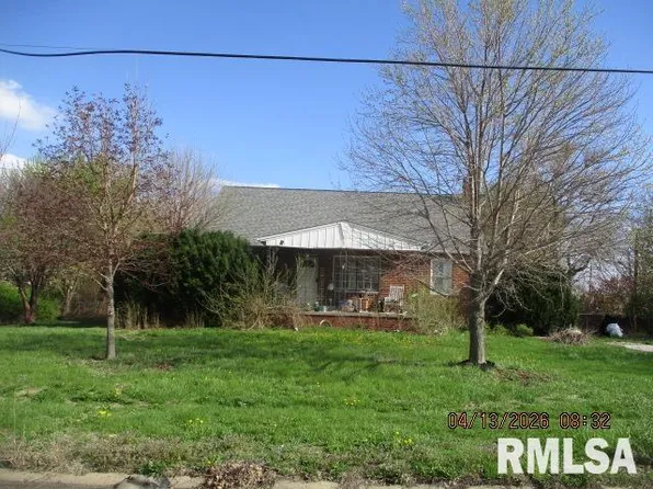 1575 E Chestnut St, Canton, IL 61520