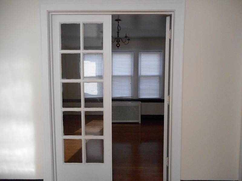 1st image of 4425 N Ashland Ave APT 1W