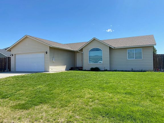 2nd image of 2093 Pratt Ct