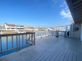 4571 Gateshead Bay, Oxnard, CA 93035