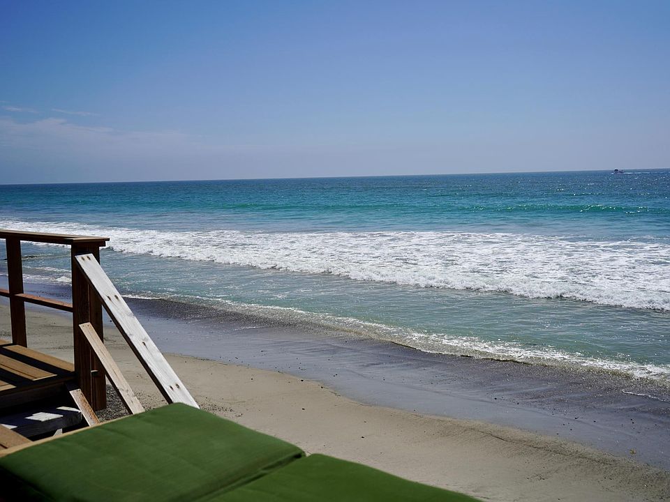 BEACH FRONT PARADISE