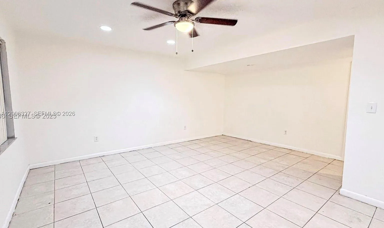 Condado Real Condo — Photo 2