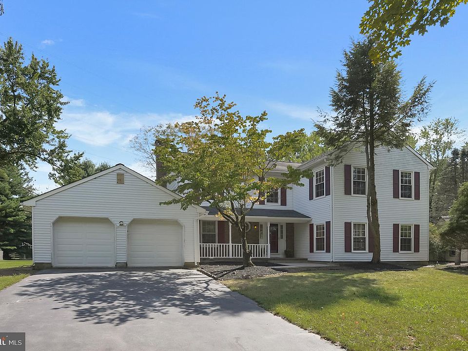 1st image of 4 Cedar Ct