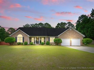 829 Foxcroft Dr, Fayetteville, NC 28311