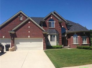 50983 Summit View Dr, Macomb, MI 48042