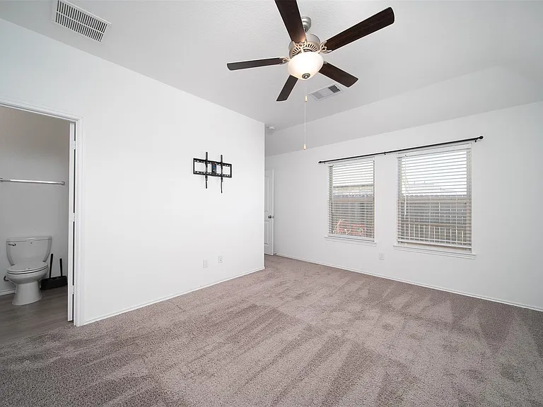 18450 White Stallion Ln — Photo 14