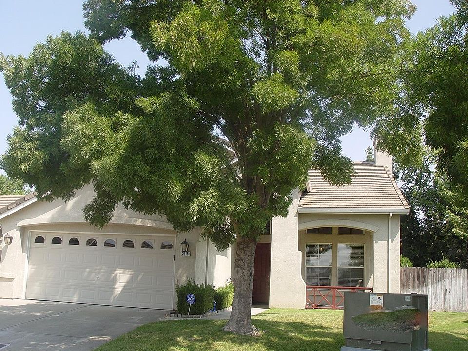 1st image of 2515 Creekside Dr