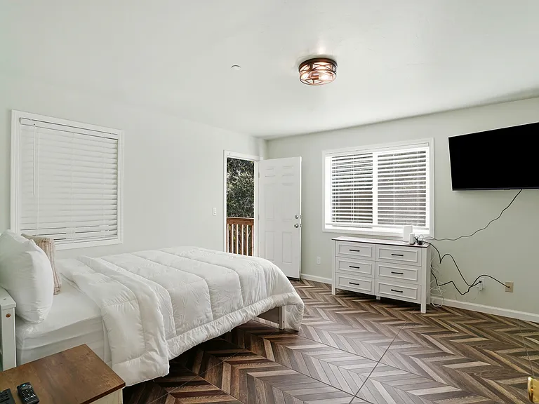 16799 Center Way — Photo 13
