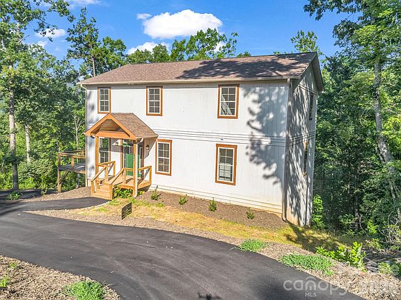 4th image of 136 Pierpoint Dr