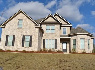 517 Capers Ln, Lizella, GA 31052