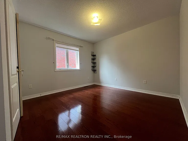 53 Shadow Falls Dr — Photo 9