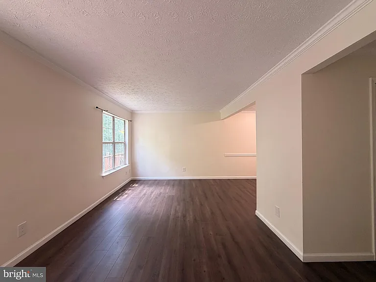 107 Stafford Mews Ln — Photo 12