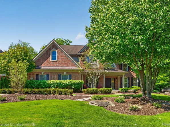 15639 Merion Ct, Northville, MI 48168