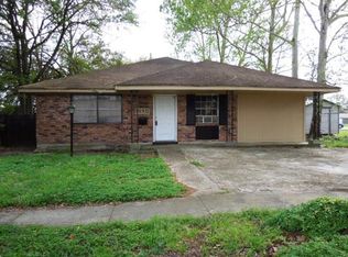1940 Friedrica St, Gretna, LA 70056