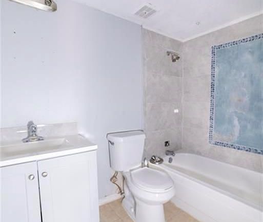 5th image of 9550 Deering Dr APT 209