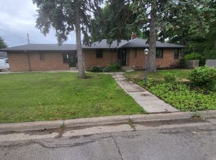 3131 Parkview Blvd, Robbinsdale, MN 55422