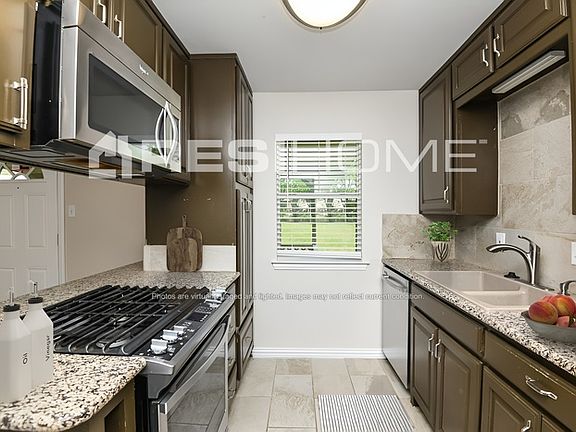3rd image of 521 Kemper Ave