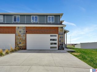 5079 W Amarillo Dr, Lincoln, NE 68528